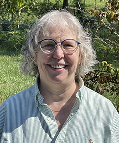 Photo of Leslie Beres