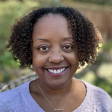 Headshot of Sakena Washington